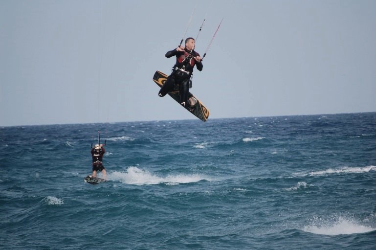 fale kitesurfingu latawiec przebieg konkurencji w Vung Tau plaży latawca