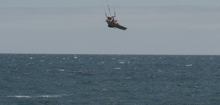 kitesurfing school in Vung Tau in January