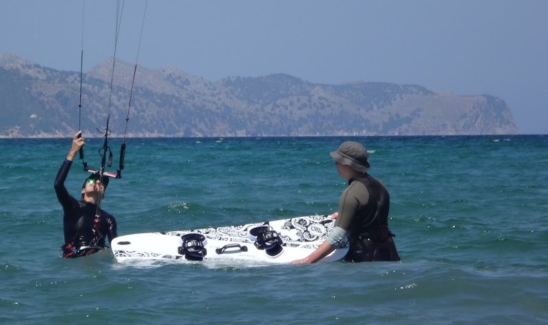 1 kitesurf apprendre leçons au vietnam avec un peu de aide