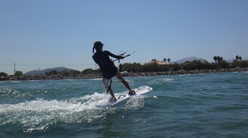 2 kitesurf leçons au vietnam école de kitesurf vung Tau flysurfer Speed-5 12-mts