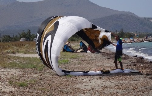 2 kite foil a Vietnam avec l'ecole de kite a Vung Tau