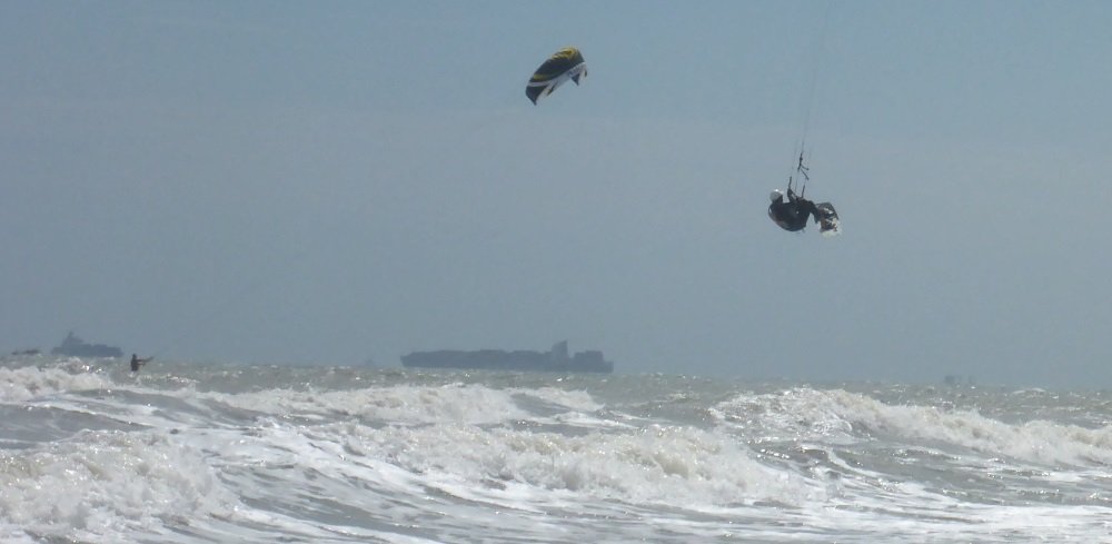 2a kiteboarding in Vietnam - best kitespot Vung Tau