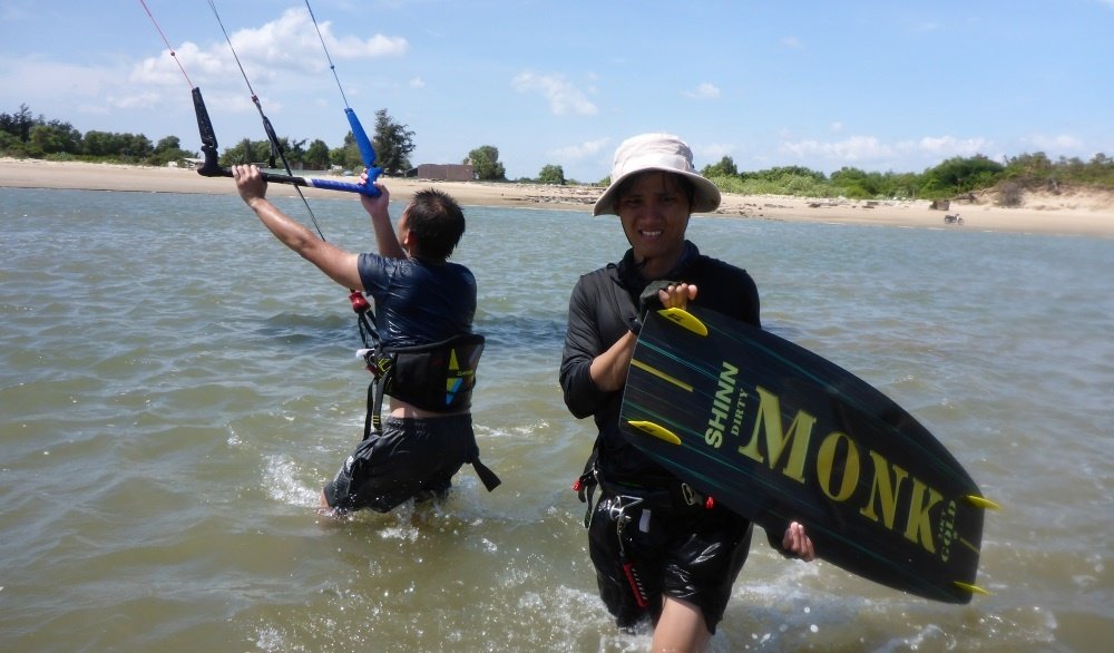 kite club Vung Tau kitesurfing lessons vietnam in december