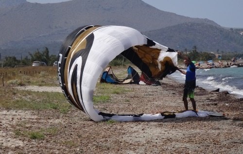 kite foil kitesurfing skolan i Vietnam 