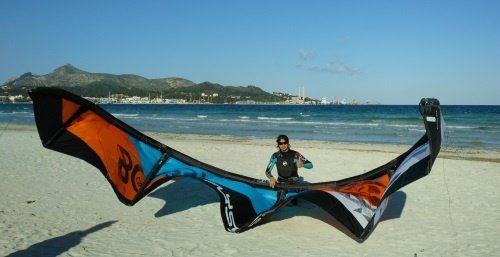 tube kite på kitesurfing skolan i Vietnam