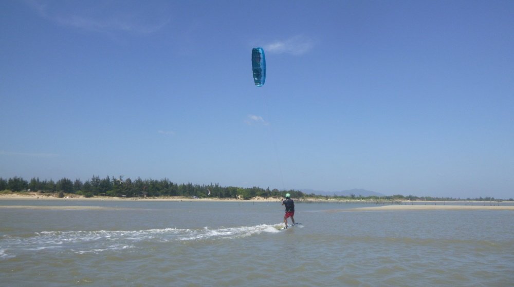19 lướt ván diều ở Vũng Tàu