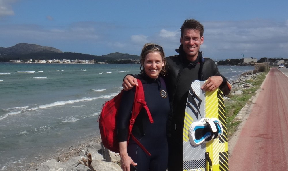 19 clase de kitesurf en Pollensa la escuela mallorca kiteschool com