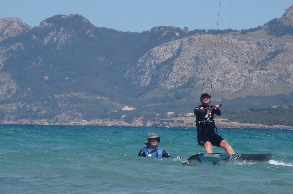 5 flysurfer kiteschool en Mallorca