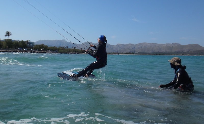 9 kitesurf en Mallorca cursos Polaco