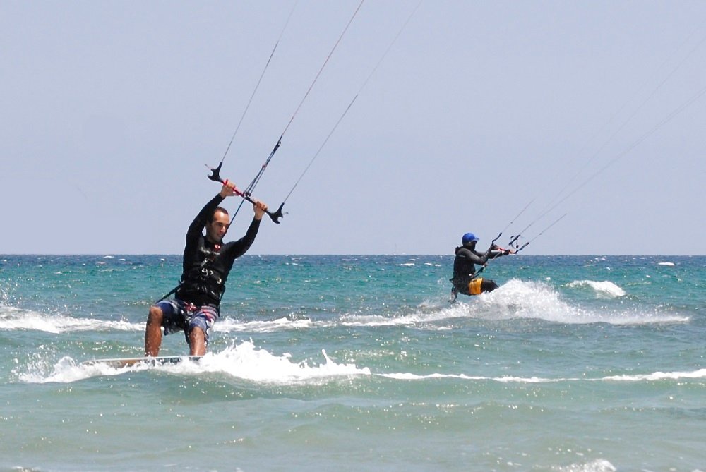 Why to chose Vietnam to learn kitesurfing because Vung Tau is the best kitespot of Asia