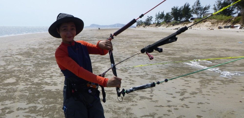 4 kitesurfing lessons in Vung Tau more precise in your commands