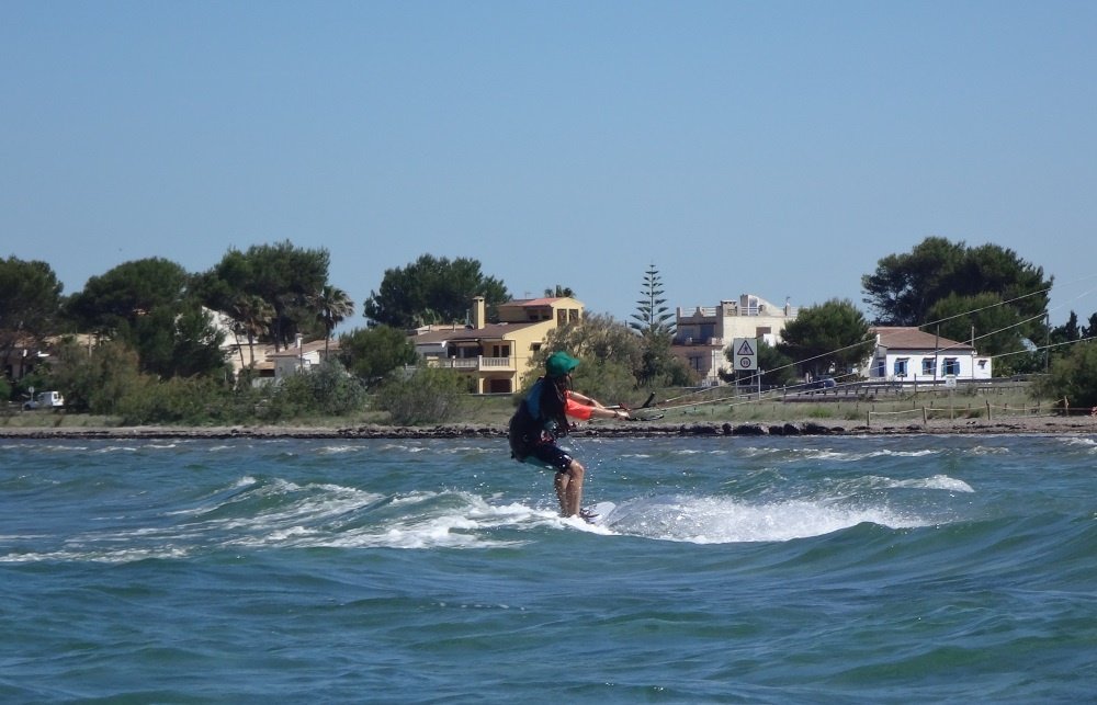 3-next-to-Sa-Marina-kitebeach-kitesurfing-Mallorca-Marta