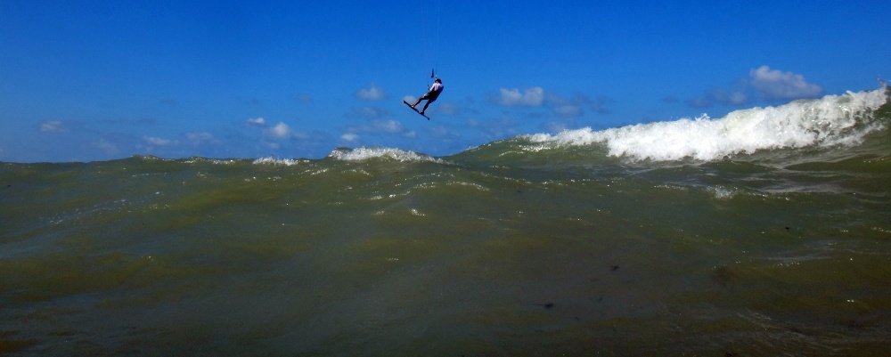 14 kitesurfing lessons Vietnam - Fortaleza kitesurfing eso eso es una orillera